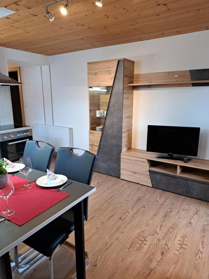 Haus Regina Aparthotel ชตรอเบิล ภายนอก รูปภาพ