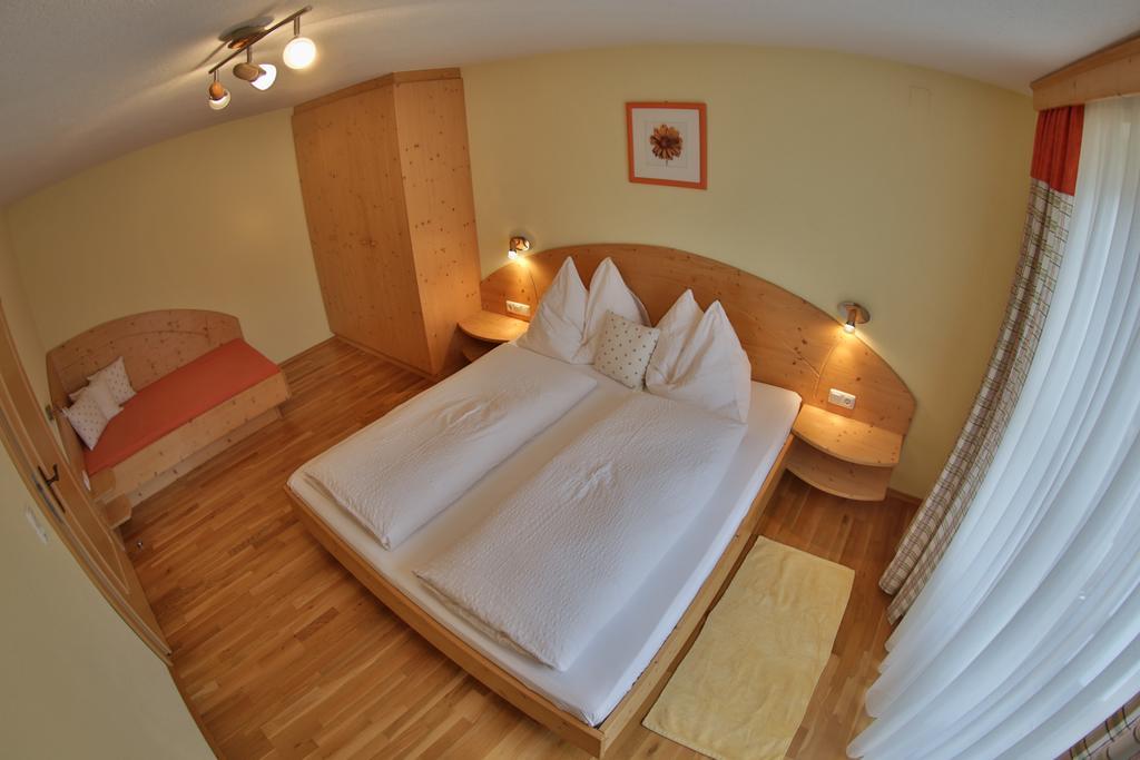 Haus Regina Aparthotel ชตรอเบิล ภายนอก รูปภาพ