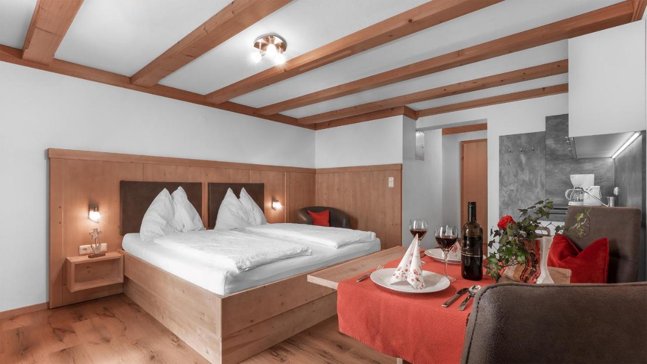 Haus Regina Aparthotel ชตรอเบิล ภายนอก รูปภาพ